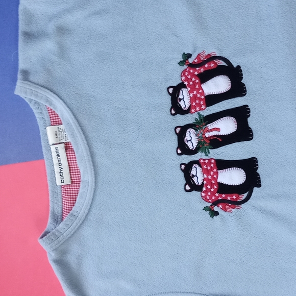 Vintage Sweaters - Vintage Women’s Trio of Cats Holiday Crewneck Sweater SIZE: L